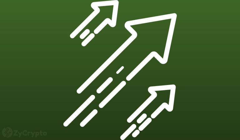 Bitcoin Dominance’s Crash Signal Observed — XRP, DOGE, Solana Poised to Go Ballistic